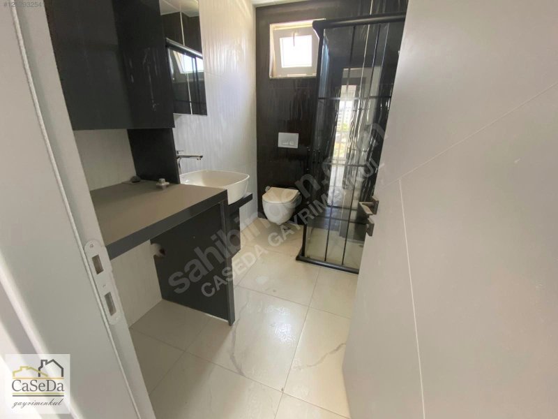 Antalya Altıntaş Mahallesi'nde Kiralık 2+1 Ofis