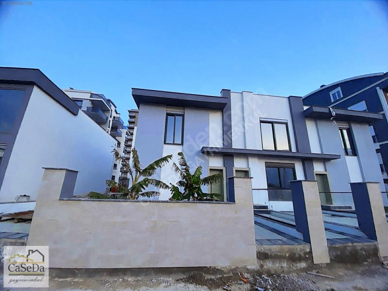 Altıntaş Mahallesi Caddeye 2 Parsel Villa