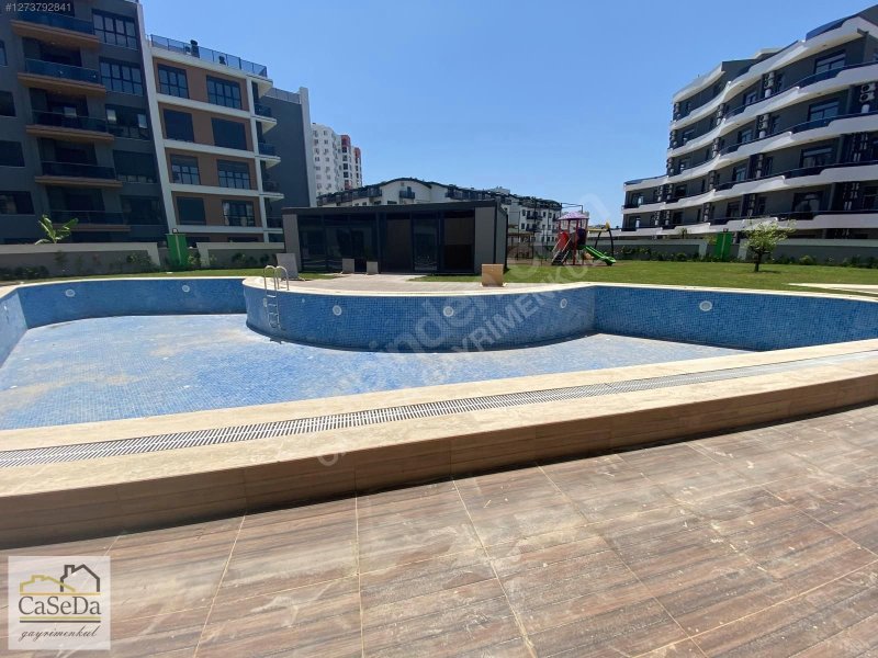 Aksu Altıntaş Mahallesi'nde Özellikli Sitede 1+1 Daire