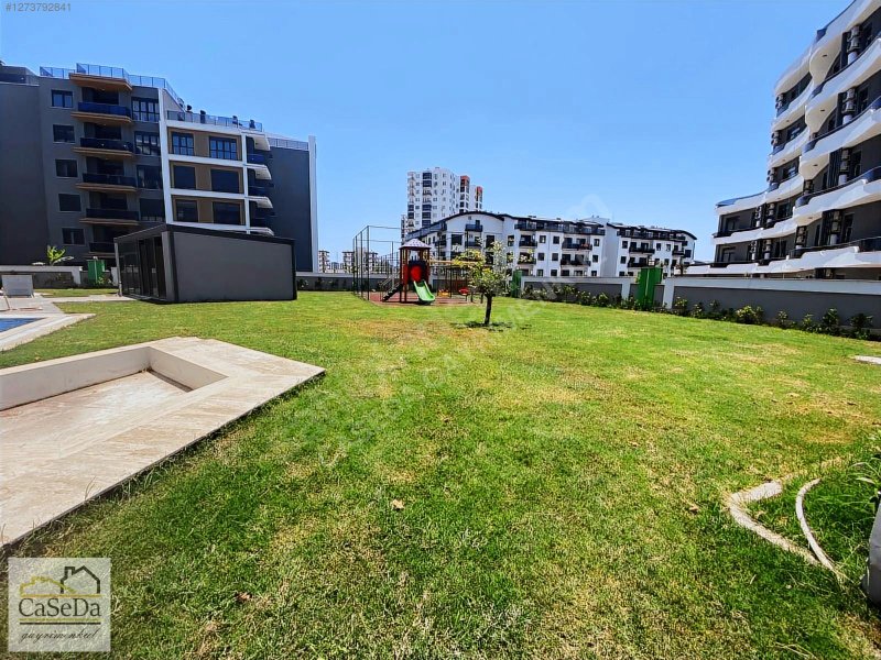 Aksu Altıntaş Mahallesi'nde Özellikli Sitede 1+1 Daire