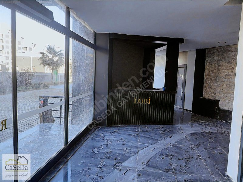 Altıntaş Mahallesi'nde Bahçe kullanımlı 1+1 eşyalı daire