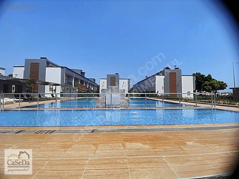 Kemerağzı Mahallesi'nde Eşyalı Kiralık Villa