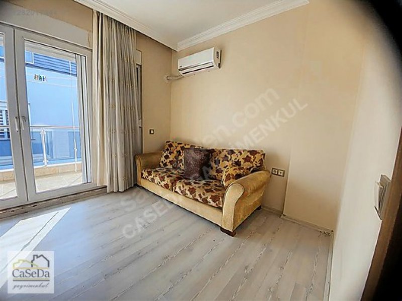 Kemerağzı Mahallesi'nde Eşyalı Kiralık Villa