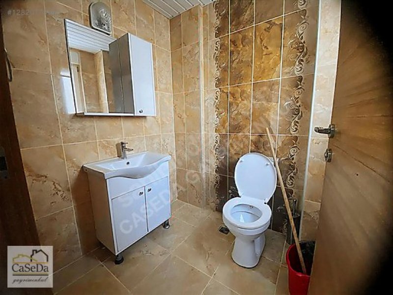 Kemerağzı Mahallesi'nde Eşyalı Kiralık Villa