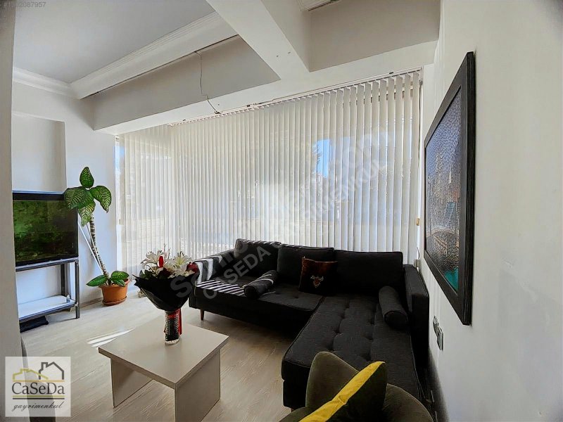 Demircikara Mahallesi'nde Satılık Geniş 1+1 Ayrı Mutfak