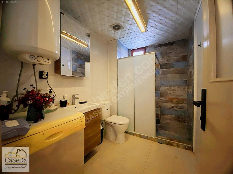 Demircikara Mahallesi'nde Satılık Geniş 1+1 Ayrı Mutfak