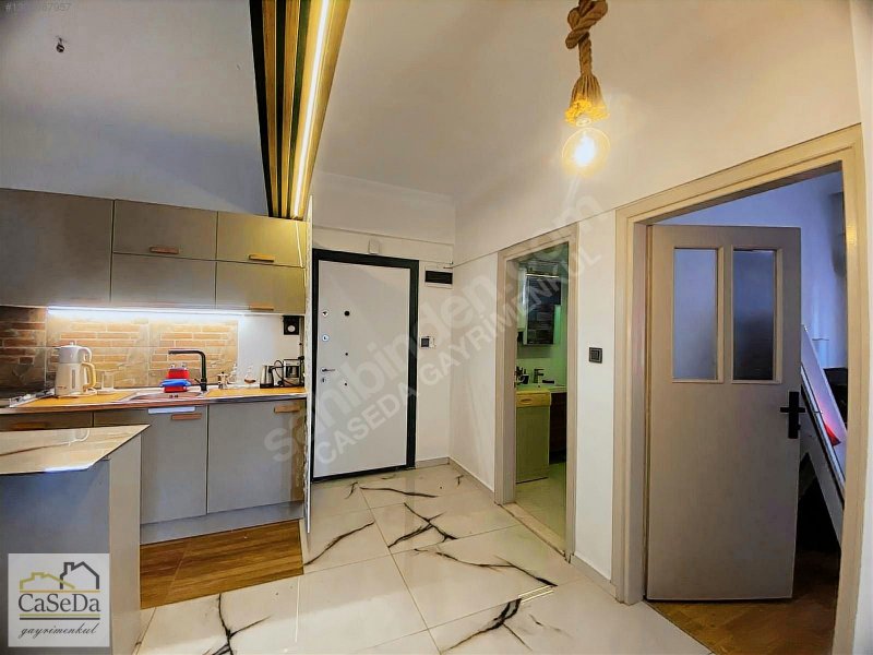 Demircikara Mahallesi'nde Satılık Geniş 1+1 Ayrı Mutfak