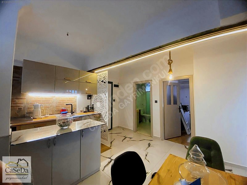 Demircikara Mahallesi'nde Satılık Geniş 1+1 Ayrı Mutfak