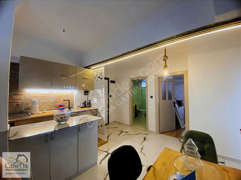 Demircikara Mahallesi'nde Satılık Geniş 1+1 Ayrı Mutfak