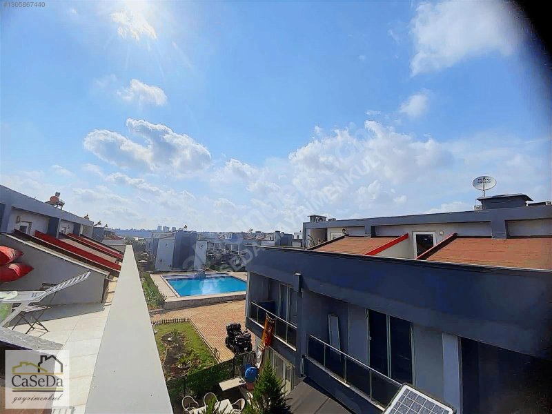 Kemerağzı mahallesinde satılık villa