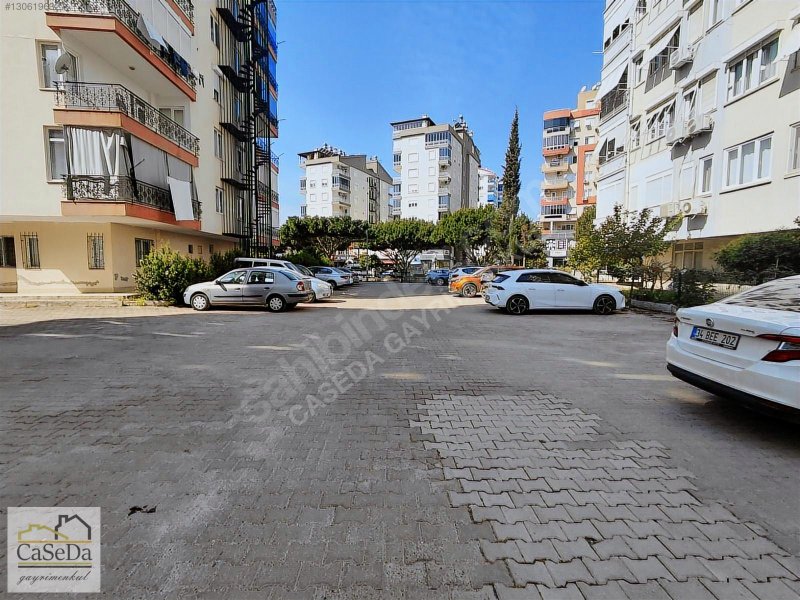 Uncalı sitelerde Ferah 3+1 katta geniş daire